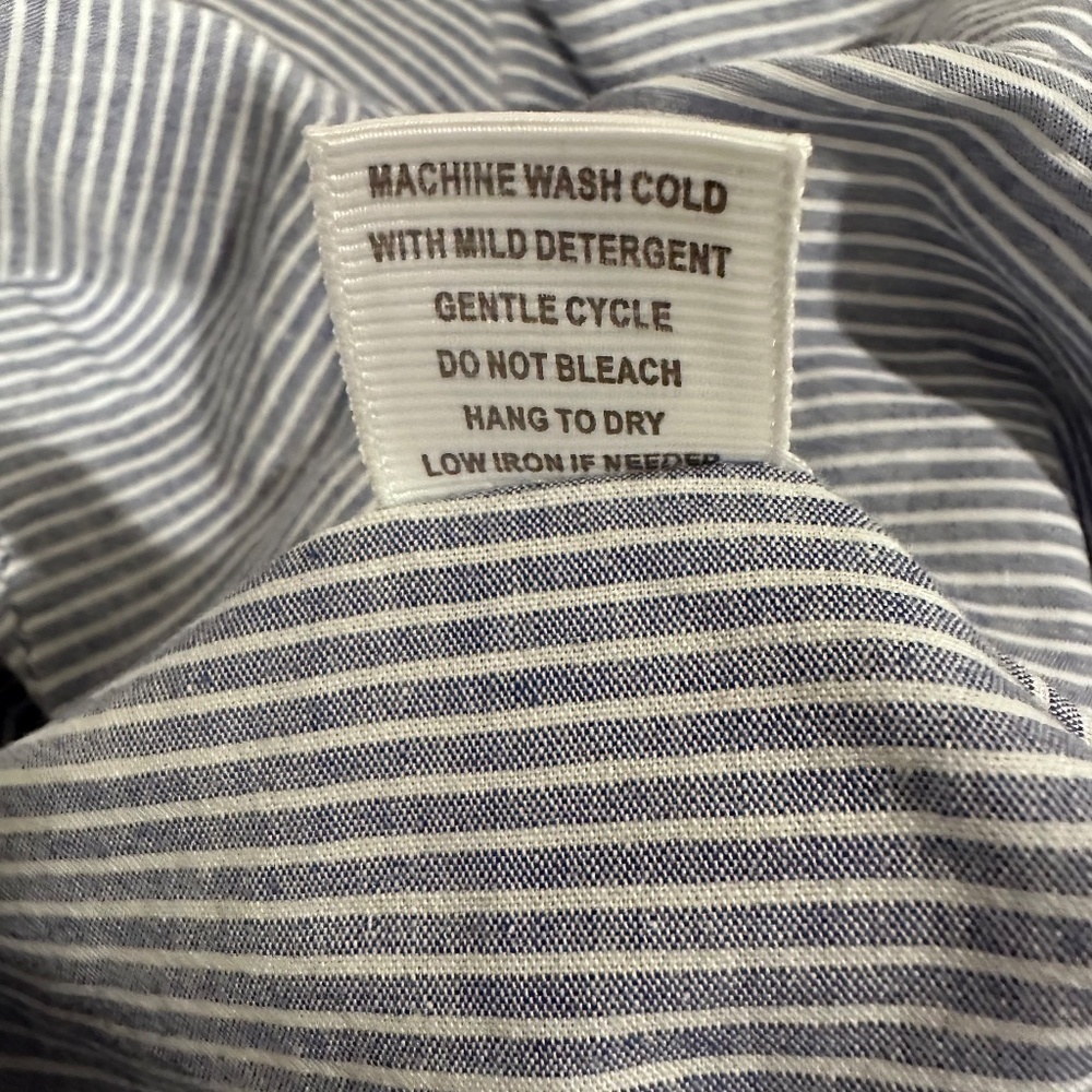 Eden & Olivia Blue/White Striped Pearl Roll Tab Button Front Shirt Size L - Picture 9 of 9